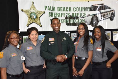 May 2, 2023 · PALM BEACH COUNTY, Fla. — Palm Beach County's longest-serving sheriff isn't ready to hang up his badge anytime soon. Sheriff Ric Bradshaw announced Tuesday that he plans to run for reelection in ... 